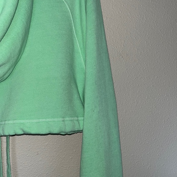 Sold Champion Cropped Hoodie - Picture 8 of 9